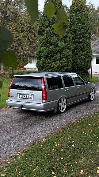 Volvo V70 5 of 10