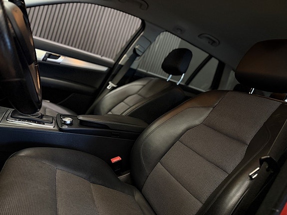 Mercedes-Benz C180 13 of 26