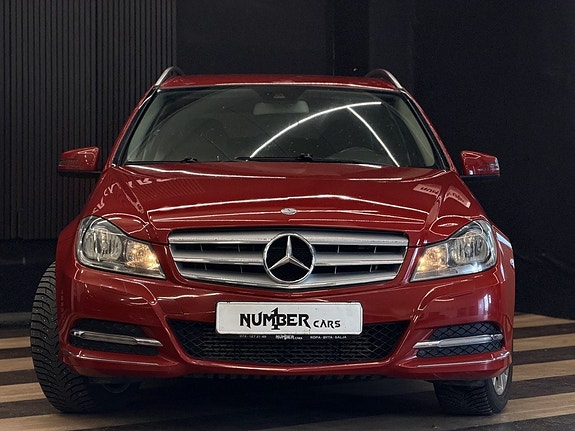 Mercedes-Benz C180 5 of 26