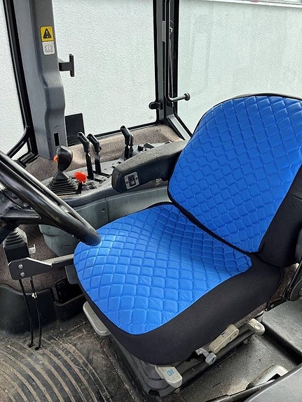 New Holland 8770 5 of 6