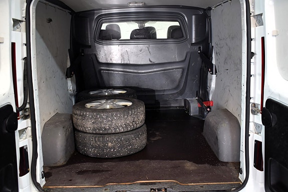 Renault Trafic 5 of 18