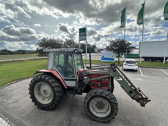 Massey Ferguson 3070 6 of 15