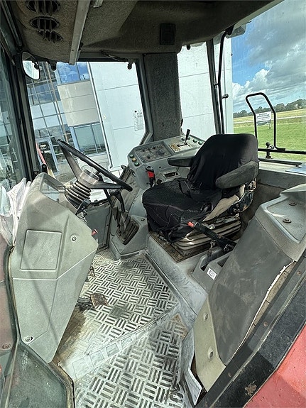 Massey Ferguson 3070 11 of 15