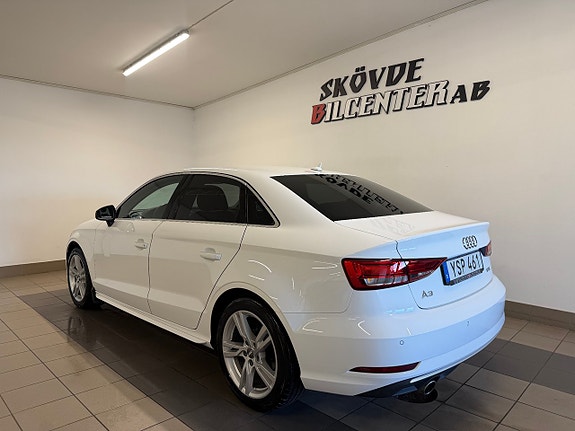 Audi A3 3 of 16