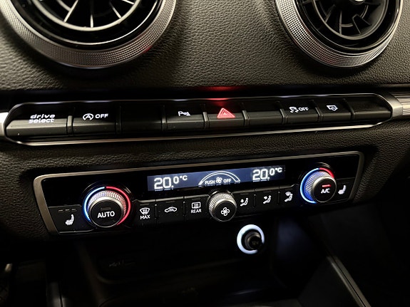 Audi A3 12 of 16