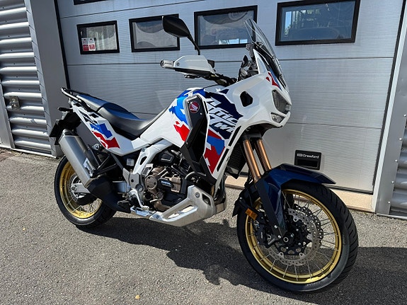Honda CRF 1100 Africa Twin Adventure Sports DCT 3 of 11
