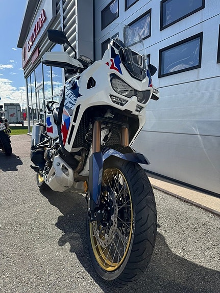 Honda CRF 1100 Africa Twin Adventure Sports DCT 11 of 11