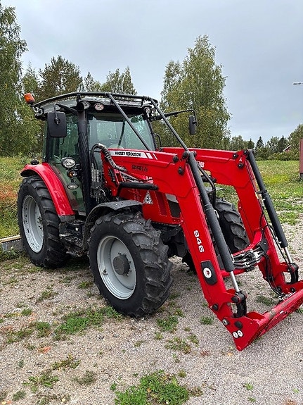 Massey Ferguson 5610 Skogsutrustad 2 of 7