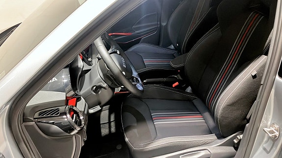 Skoda Fabia 8 of 12