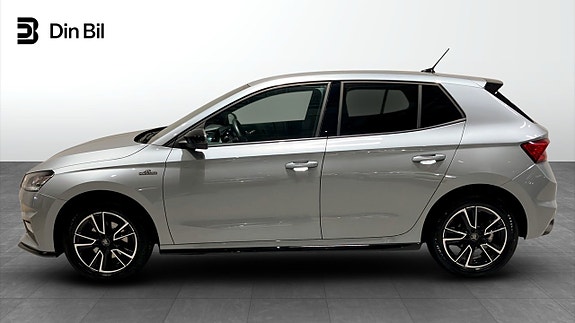 Skoda Fabia 2 of 12