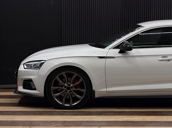 Audi A5 9 of 28