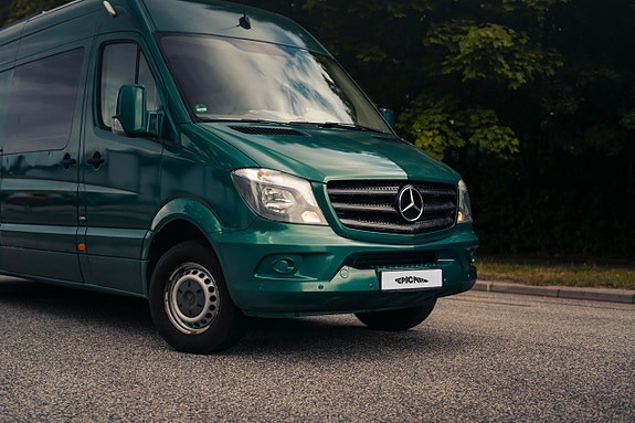 Mercedes-Benz Sprinter 208 2 of 17