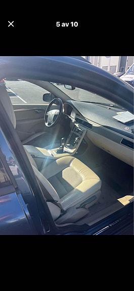 Volvo V70 6 of 8