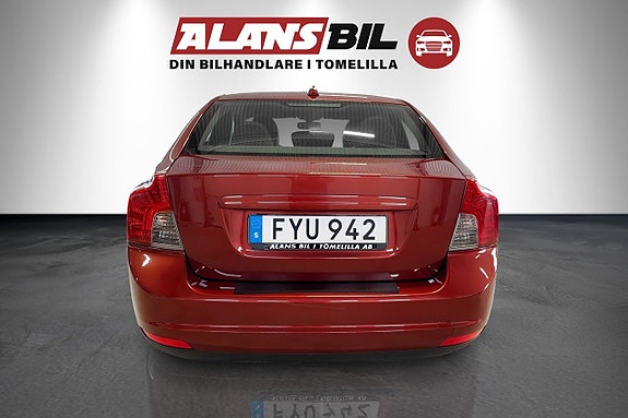 Volvo S40 4 of 10