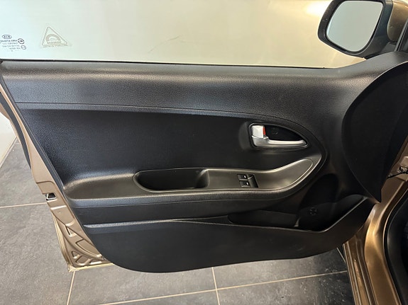 Kia Picanto 12 of 25