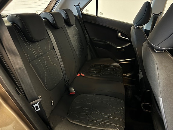 Kia Picanto 18 of 25