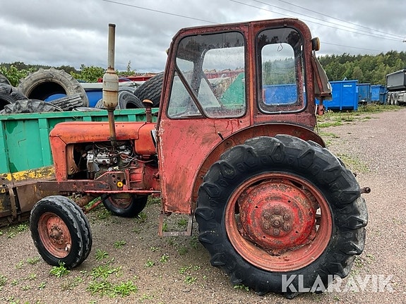 Traktor Volvo BM 320 2 of 6