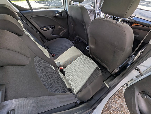 Opel Corsa 6 of 8