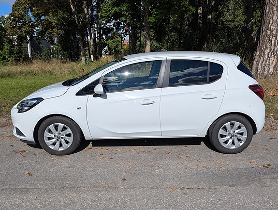 Opel Corsa 2 of 8
