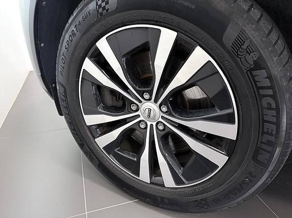 Volvo XC60 17 of 19