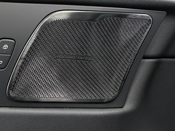 Volvo XC60 18 of 19