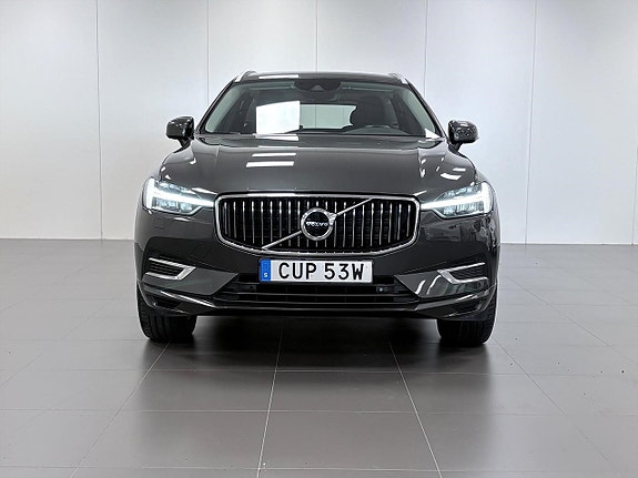 Volvo XC60 3 of 19