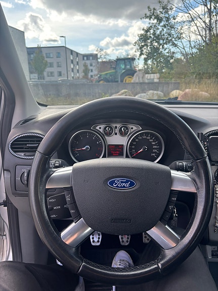 Ford Focus 14 of 18