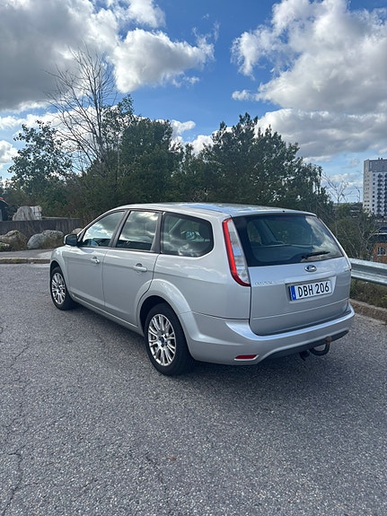 Ford Focus 5 of 18