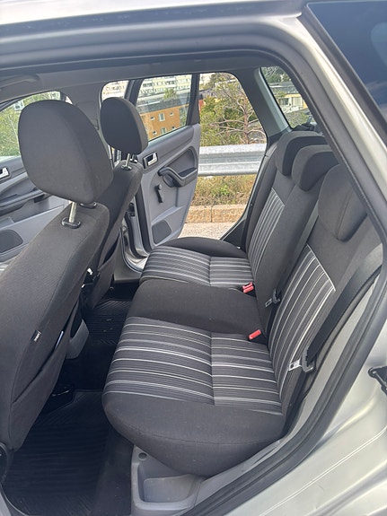 Ford Focus 10 of 18