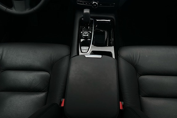Volvo V60 9 of 27