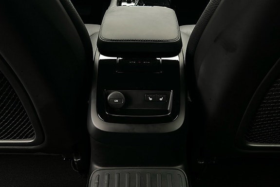 Volvo V60 22 of 27