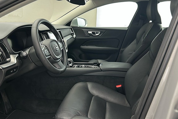Volvo V60 10 of 27