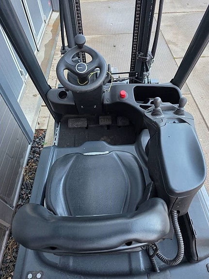Linde E 15 5 of 7