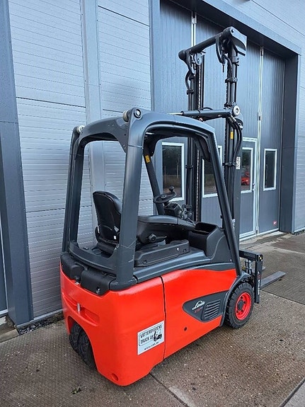 Linde E 15 2 of 7