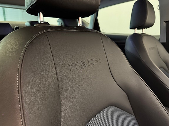 Seat Leon 17 of 27