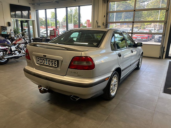 Volvo S40 9 of 22