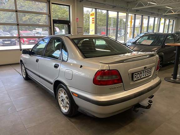 Volvo S40 4 of 22