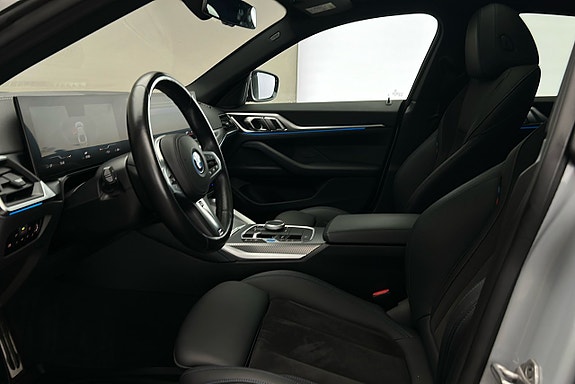 BMW i4 10 of 27