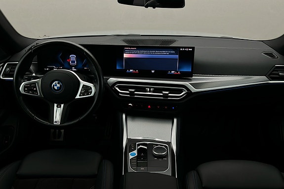 BMW i4 6 of 27