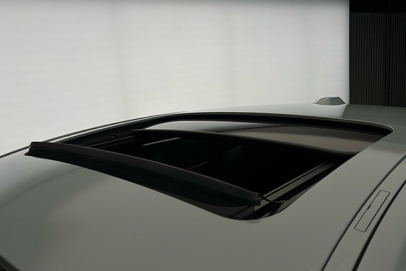 BMW i4 19 of 27