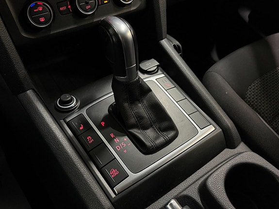 Volkswagen Amarok 15 of 20