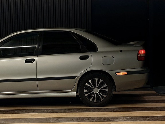 Volvo S40 7 of 24