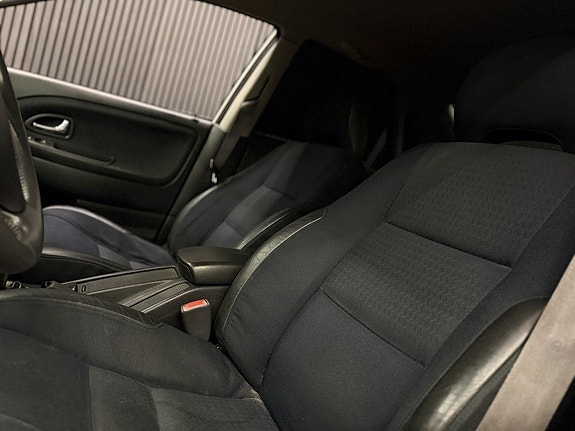 Volvo S40 13 of 24