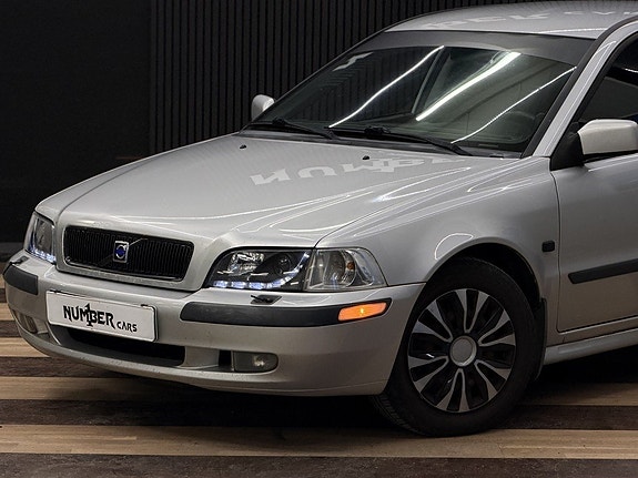 Volvo S40 3 of 24