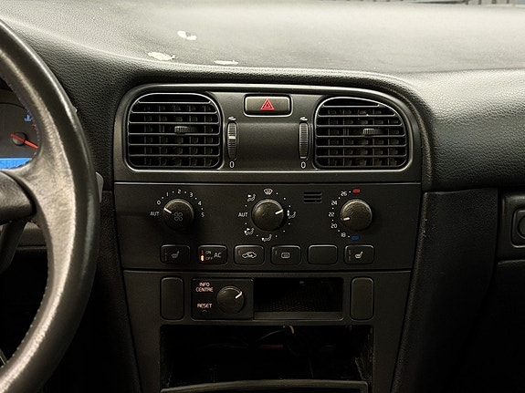 Volvo S40 21 of 24