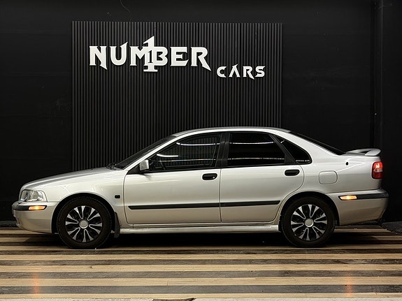 Volvo S40 4 of 24