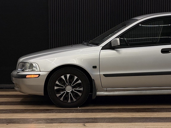 Volvo S40 6 of 24
