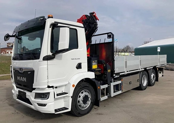 MAN TGX / TGS/TGM färdiga lagerbilar och chassier 4 of 11