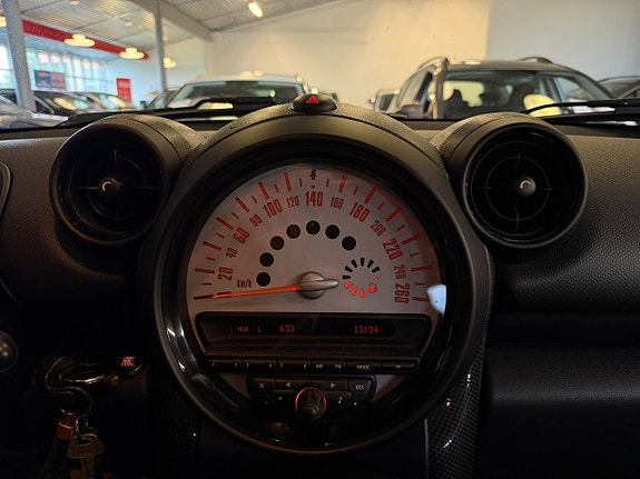 MINI Countryman Cooper D 12 of 17