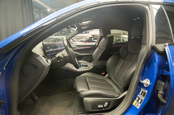 BMW i4 18 of 27